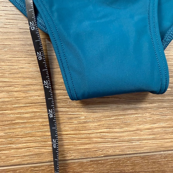 Summersalt The Perfect Wrap One-Piece Swimwear Green Size 16 NWT Women's Swim - Picture 8 of 10